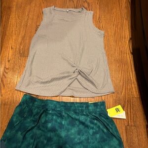 2 piece Athletic bundle size L
